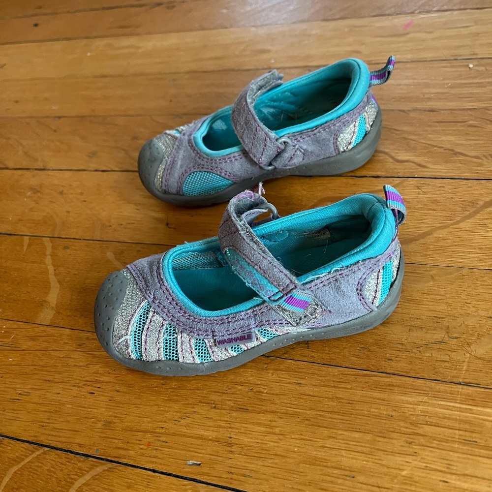 Pediped Flex Minnie Glitter Toddler shoes.  Size 22 (UK)/ Size 6-6.5 (US)